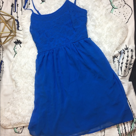 Dresses & Skirts - Blue dress  small